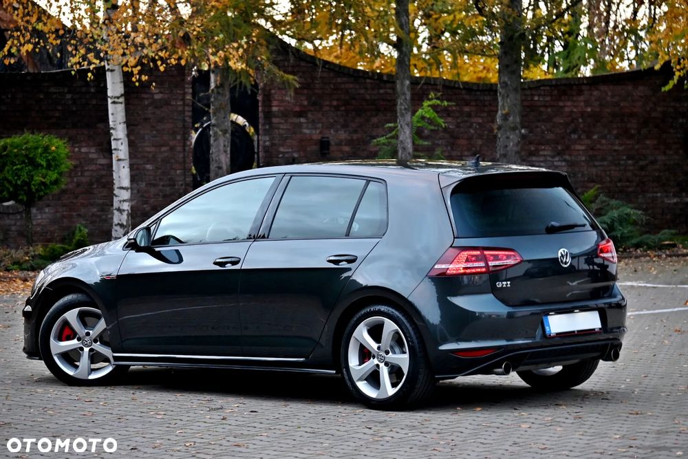 Volkswagen Golf GTI BlueMotion Technology - 19