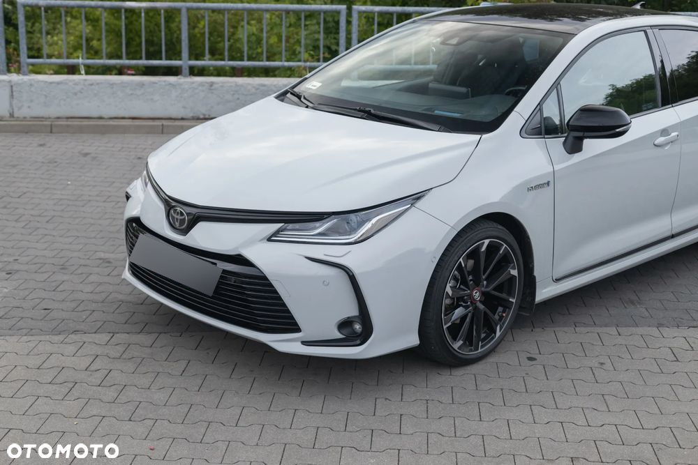Toyota Corolla 1.8 Hybrid GR Sport - 3