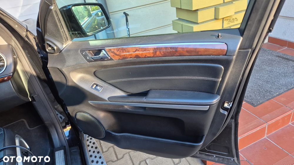 Mercedes-Benz GL 450 4Matic 7G-TRONIC - 8