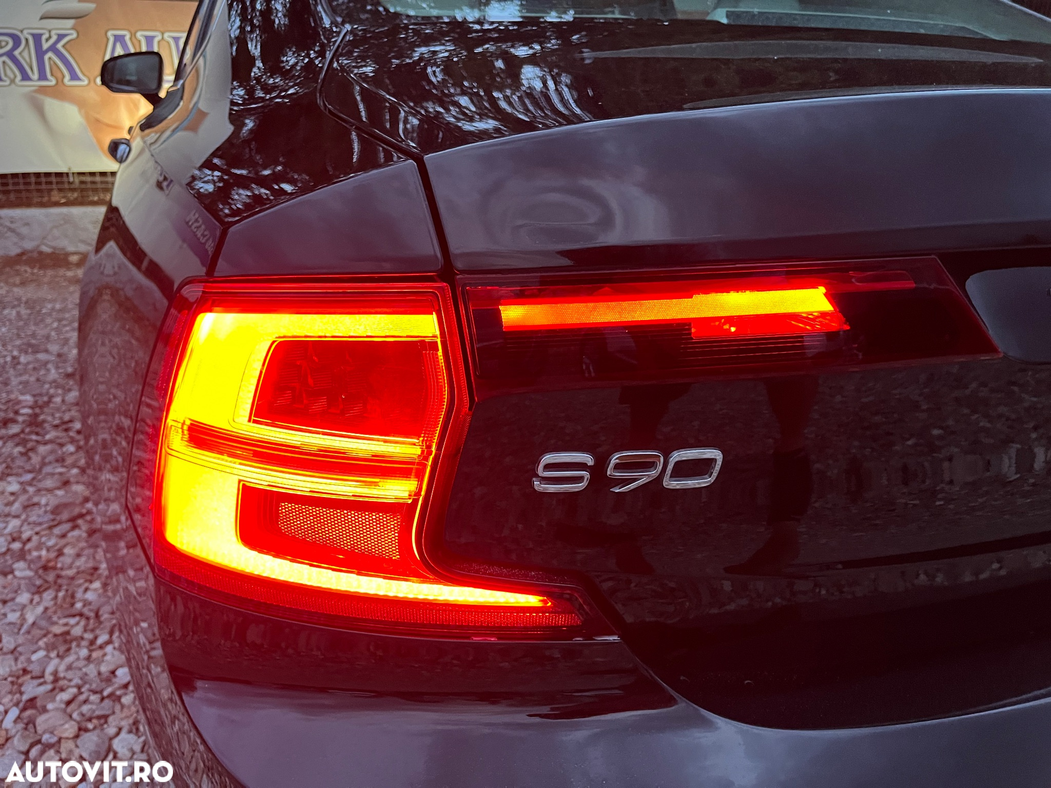 Volvo S90 T8 Twin Engine AWD Geartronic Inscription - 13