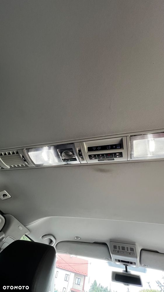 Volkswagen Multivan - 35
