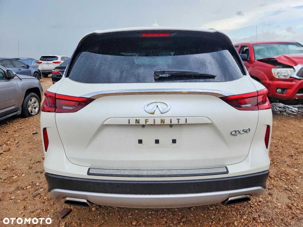 Infiniti Q50 - 5