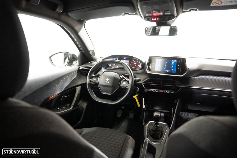 Peugeot 2008 1.2 PureTech Active - 8