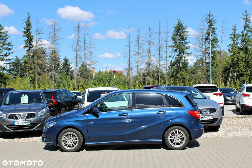 Mercedes-Benz Klasa B 200 Edition - 4