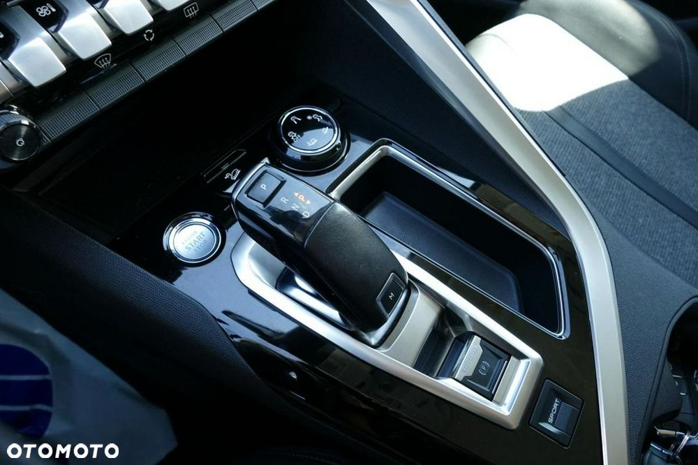 Peugeot 3008 1.2 PureTech GPF Crossway S&S EAT8 - 27