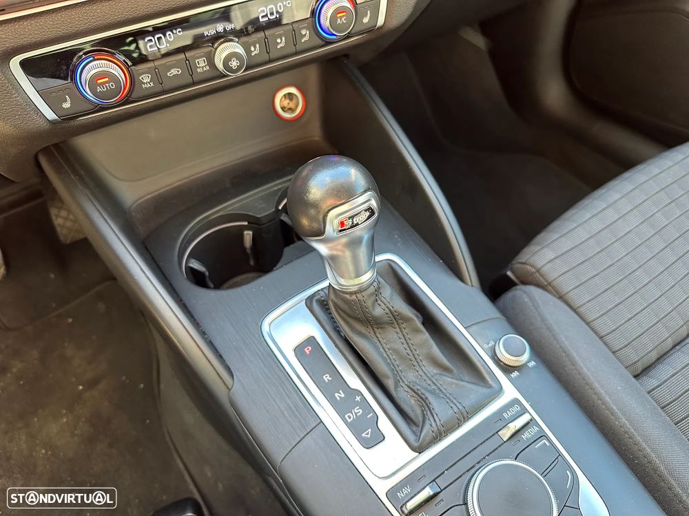 Audi A3 1.6 TDI Sport S tronic - 7