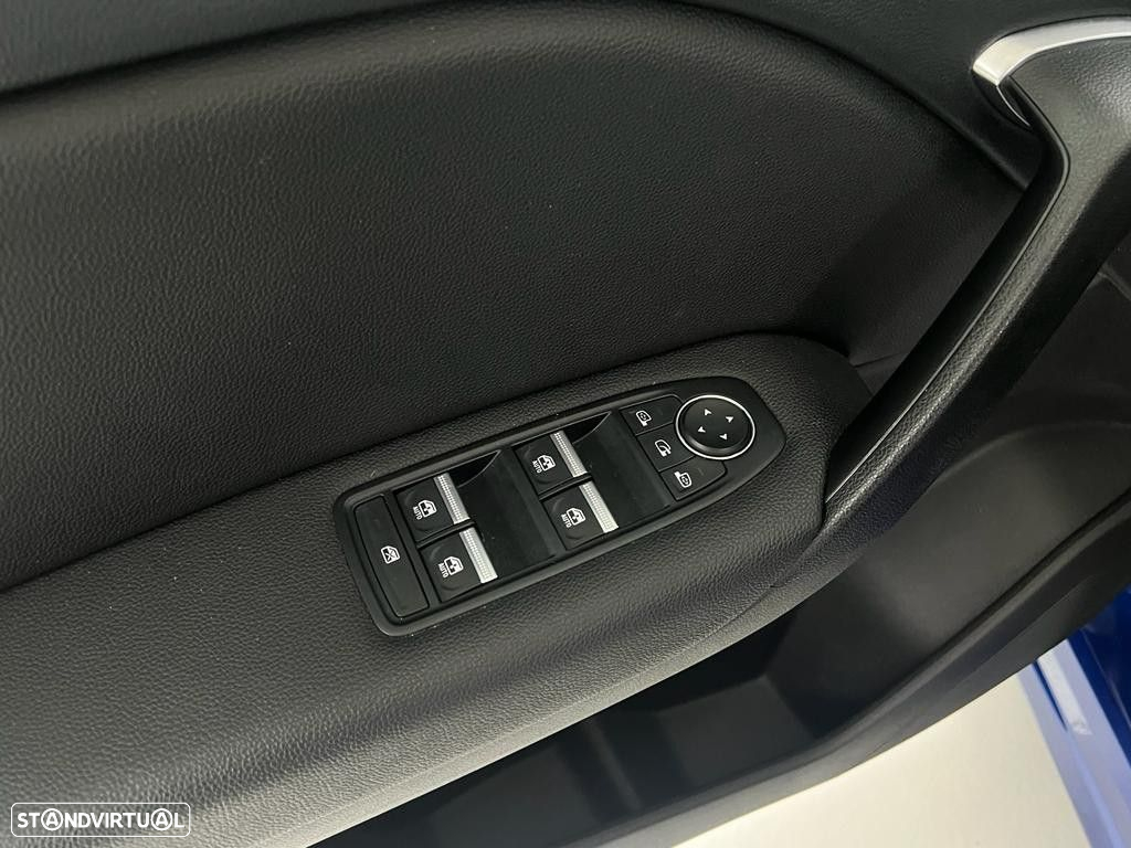 Renault Captur 1.0 TCe Exclusive - 13