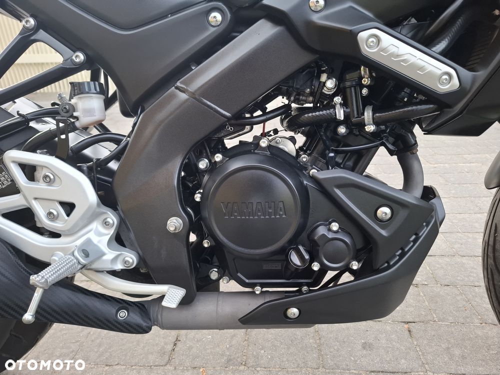 Yamaha MT - 6