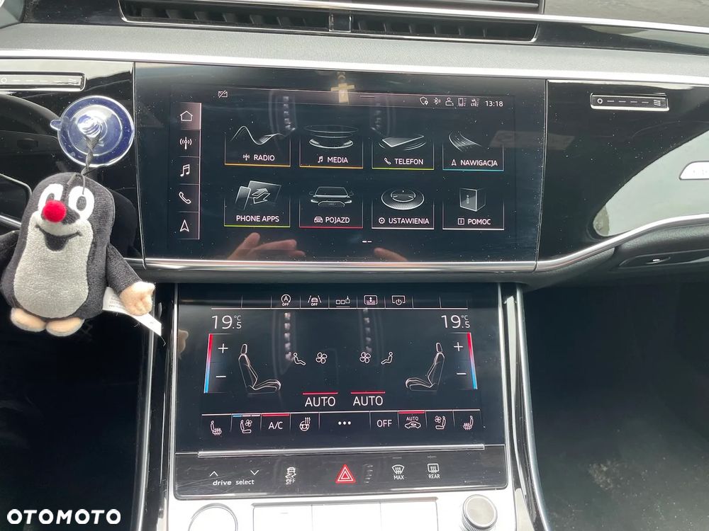 Audi A8 L 55 TFSI quattro tiptronic - 28