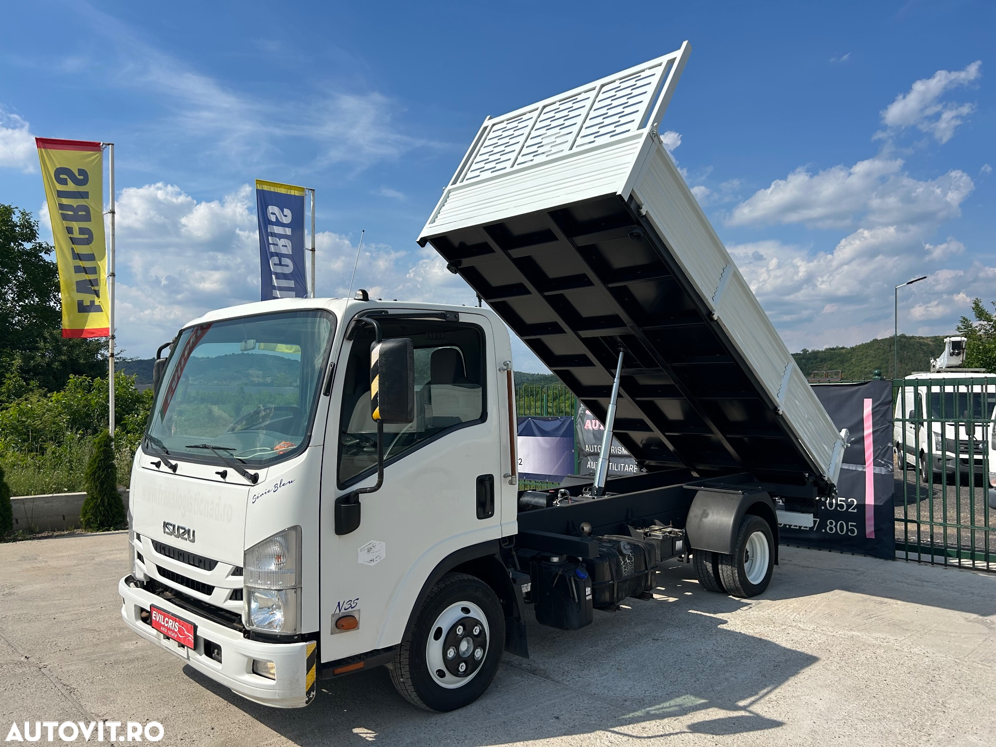 Isuzu N35 BASCULABIL 3 PARTI 4.2 m - 3
