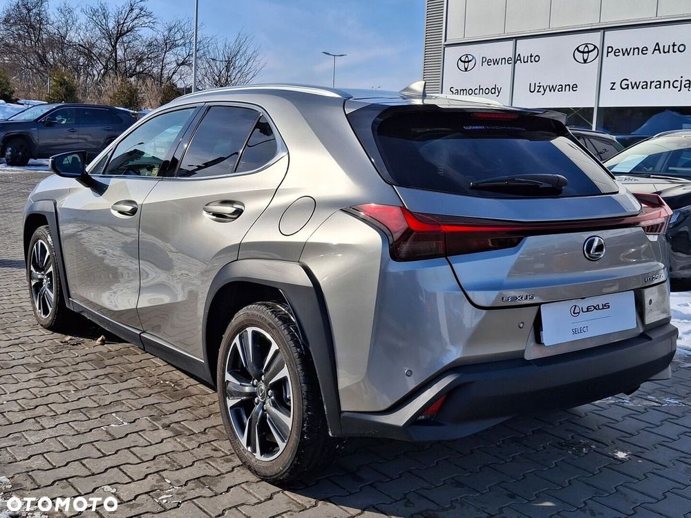 Lexus UX 250h GPF Business 2WD - 16