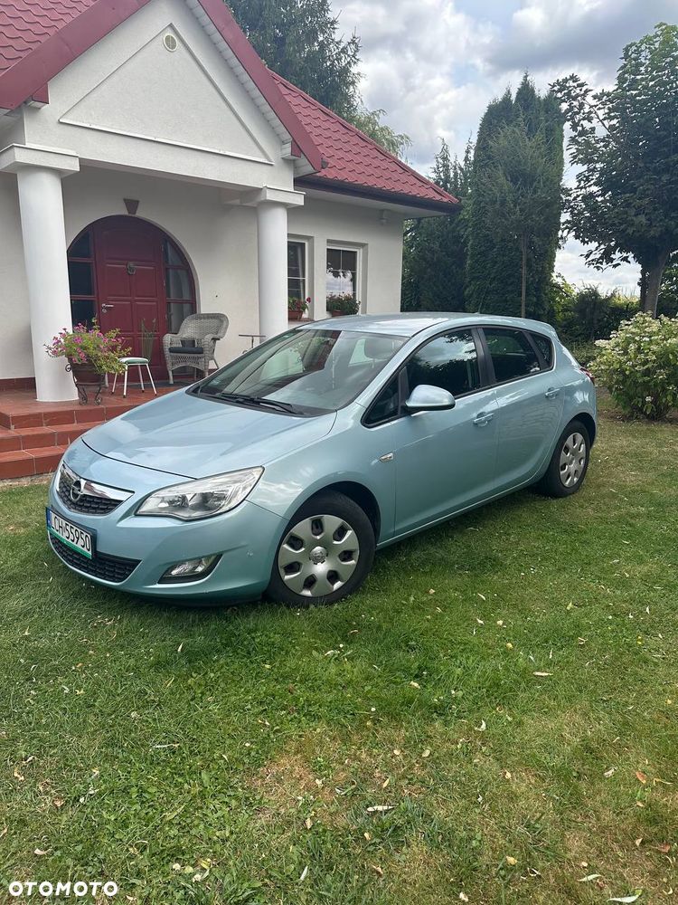 Opel Astra 1.6 Cosmo - 9
