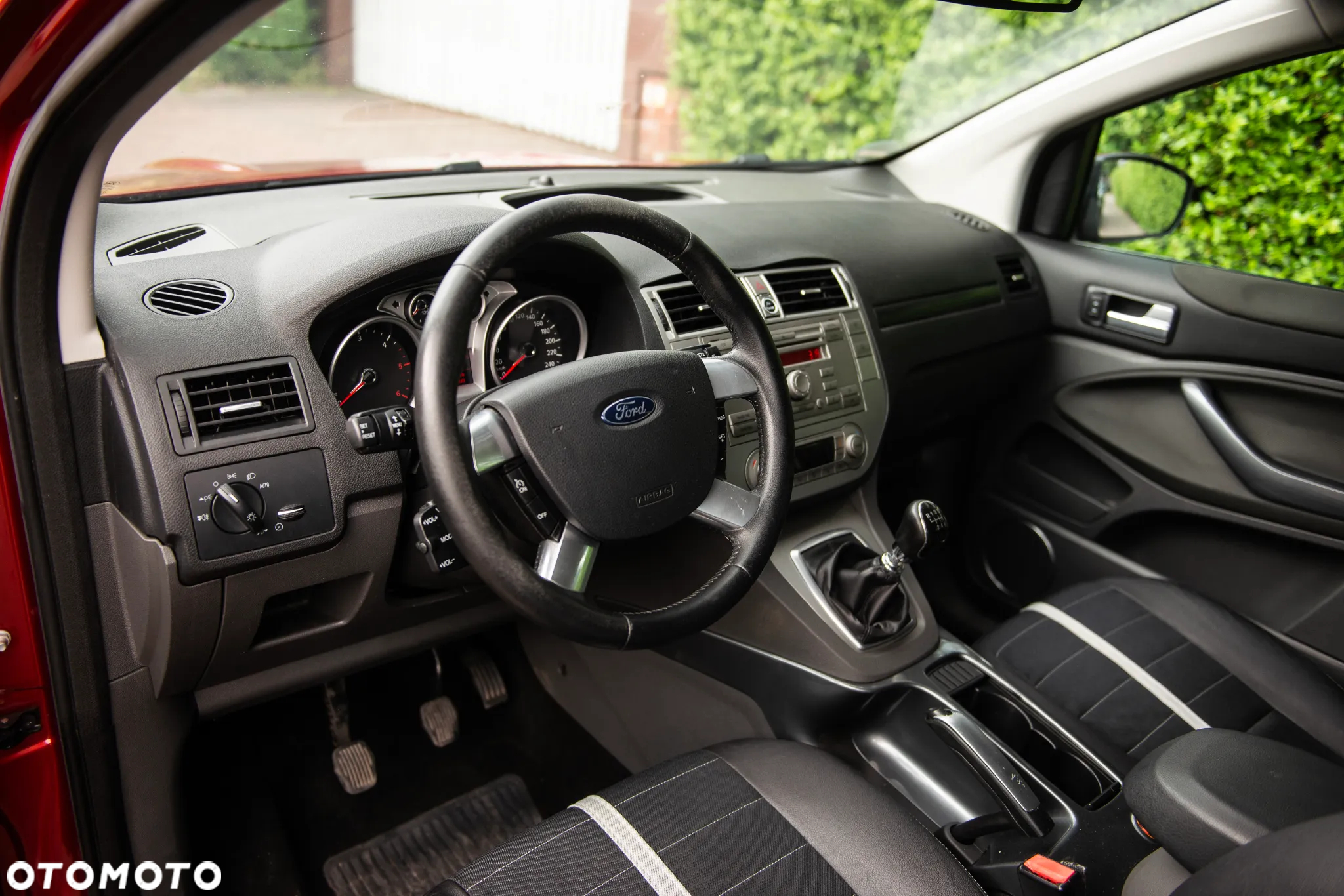Ford Kuga 2.0 TDCi 4x4 Titanium - 20