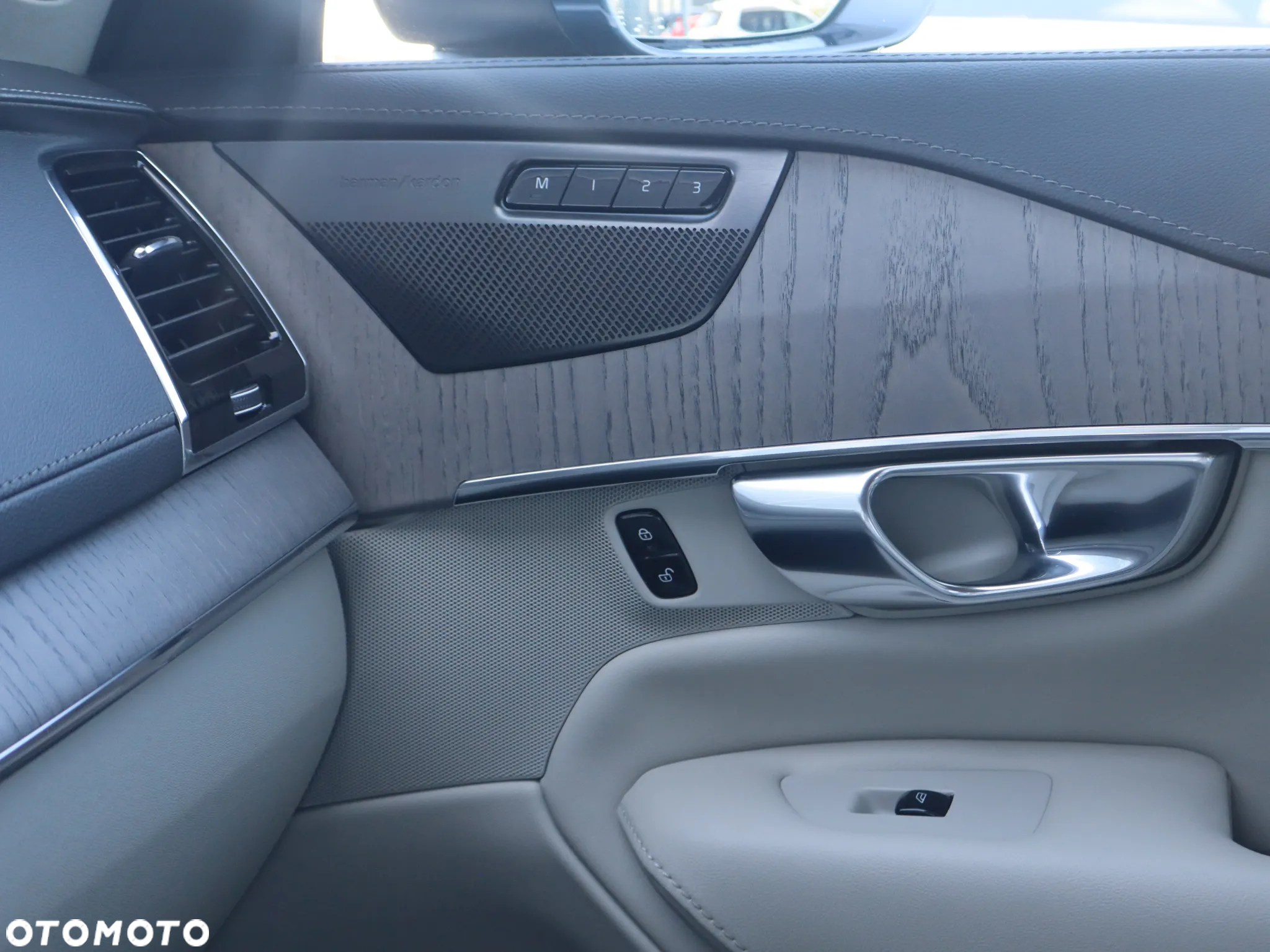 Volvo XC 90 B5 D AWD Inscription 7os - 28