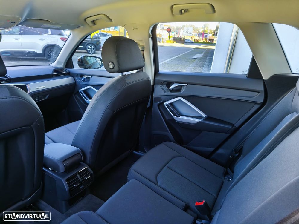 Audi Q3 45 TFSIe S tronic - 10