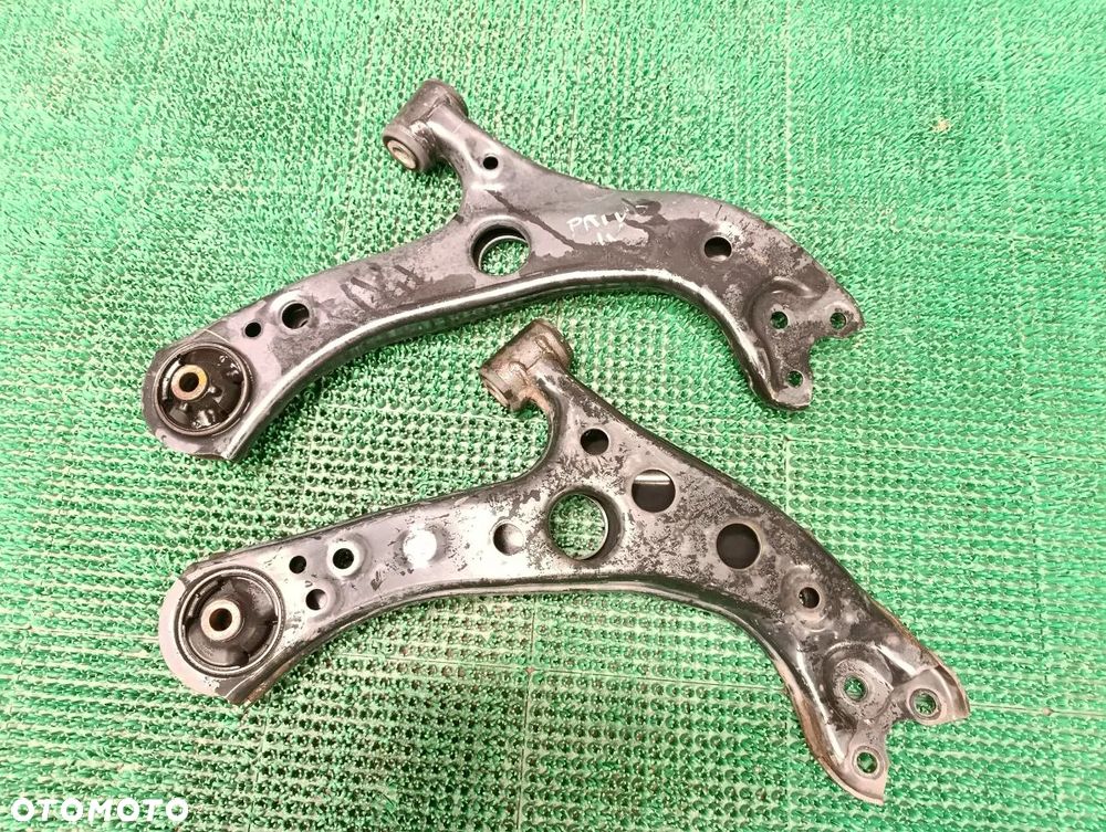 TOYOTA PRIUS 4 1.8h 16-23r Wahacz Przód Prawy Lewy - 1