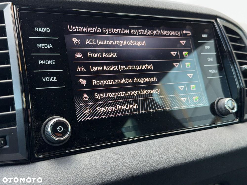 Skoda Karoq 2.0 TSI 4x4 Sportline DSG - 31