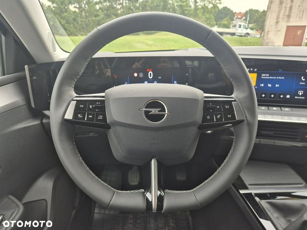 Opel Astra 1.2 Turbo Edition - 12