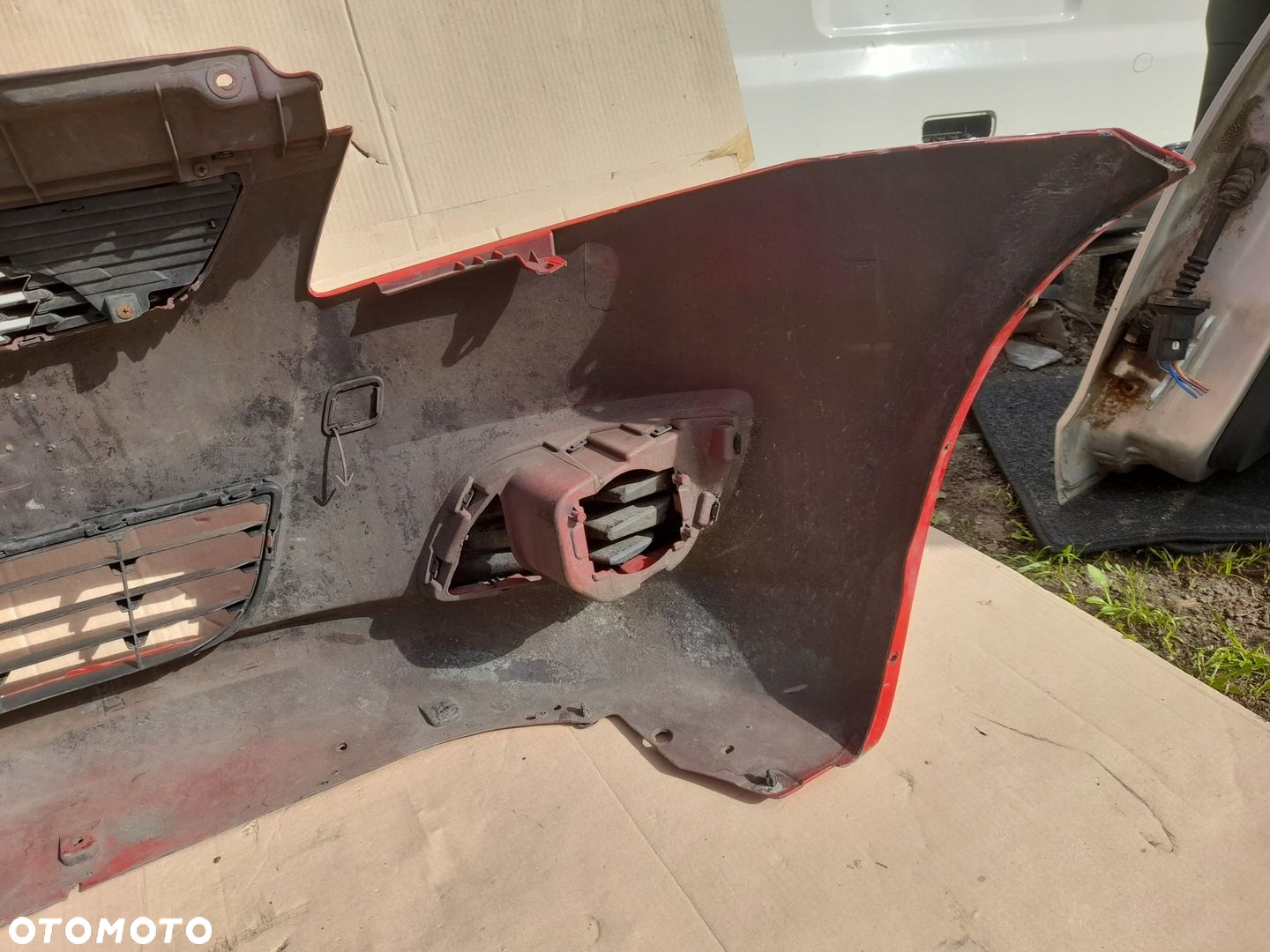 ZDERZAK PRZÓD SUZUKI SWIFT MK7 10- - 15