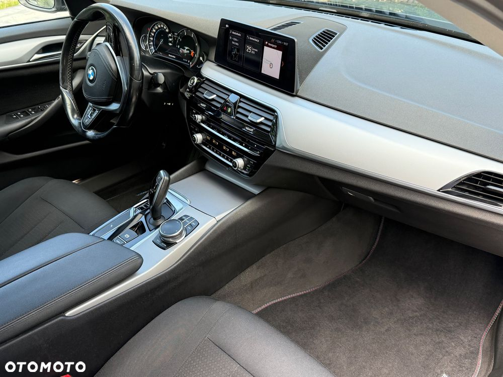BMW Seria 5 520d Efficient Dynamics Edition Luxury Line - 11
