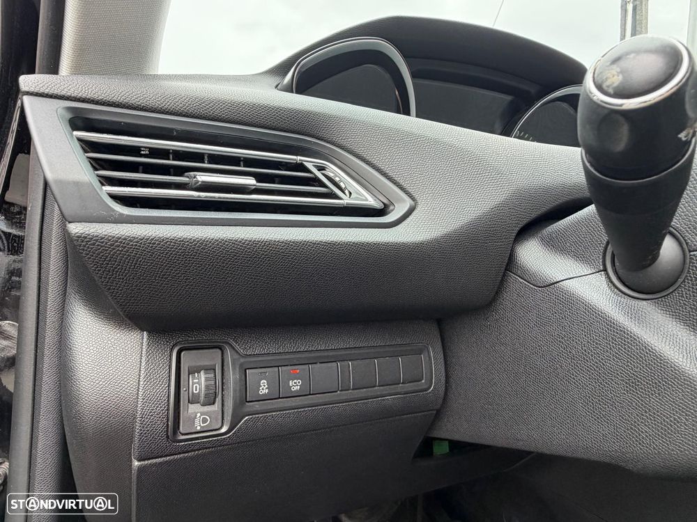 Peugeot 308 SW 1.6 BlueHDi Active - 39