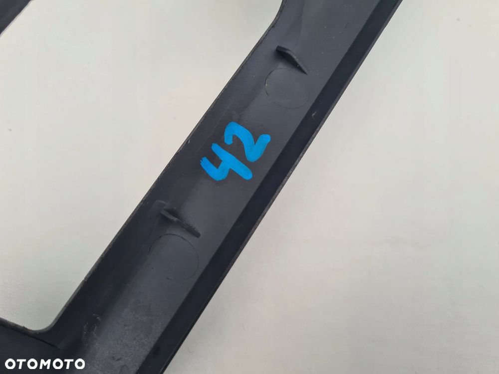 VW T5 T5 LIFT MULTIVAN tapicerka osłona boczka lewy przód 7H5868087 - 5