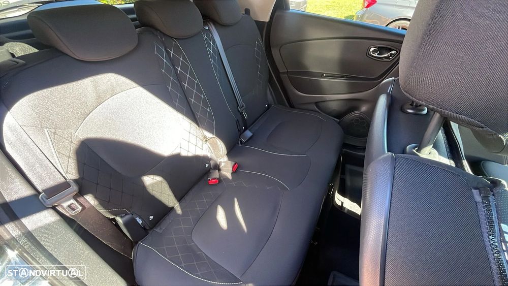 Renault Captur ENERGY TCe 90 S&S Luxe - 17