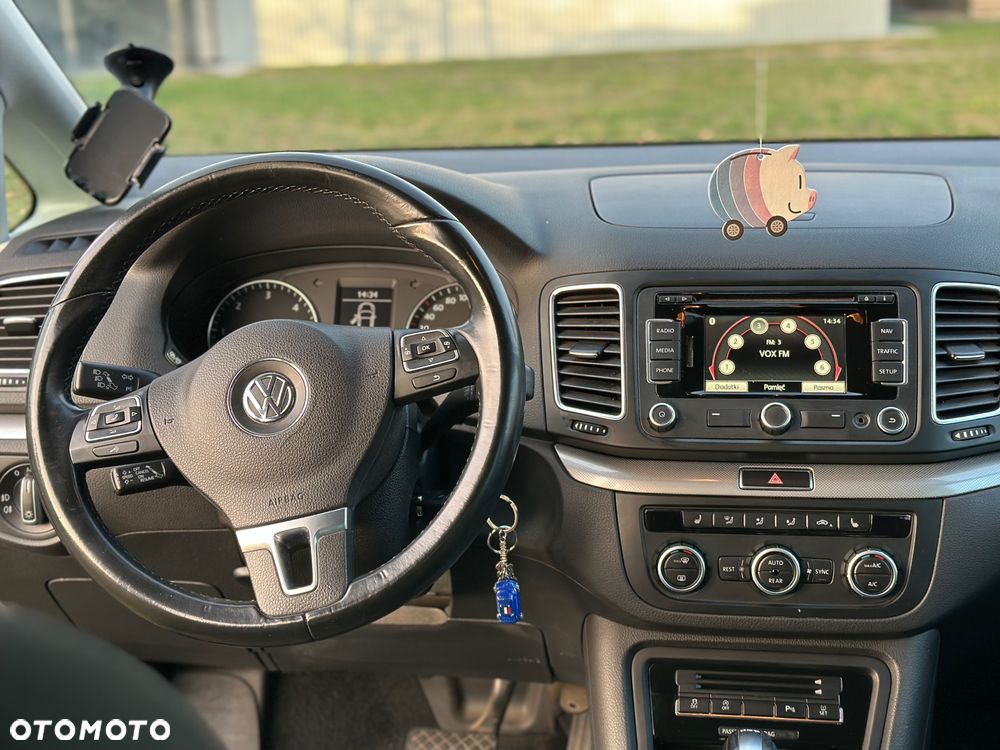 Volkswagen Sharan 2.0 TDI DSG BlueMotion Technology Highline - 10