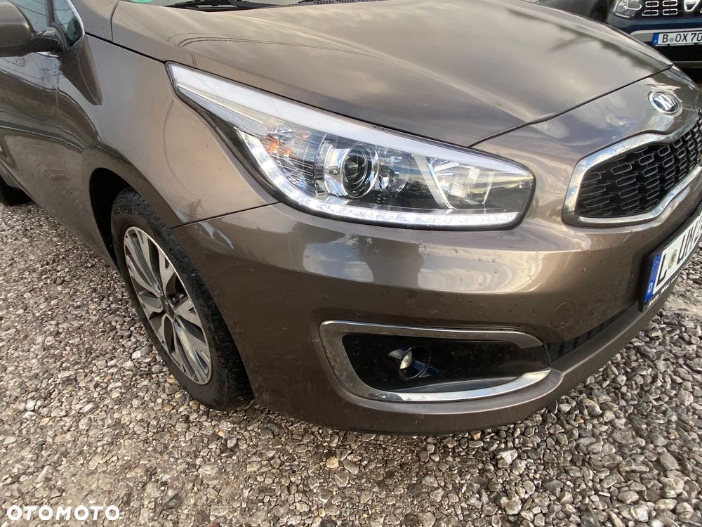 Kia Ceed 1.4 CVVT Attract Plus - 10