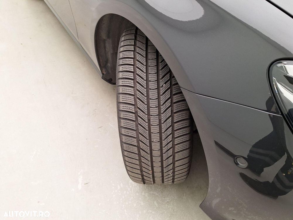 Mercedes-Benz E 300 4MATIC 9G-TRONIC - 14