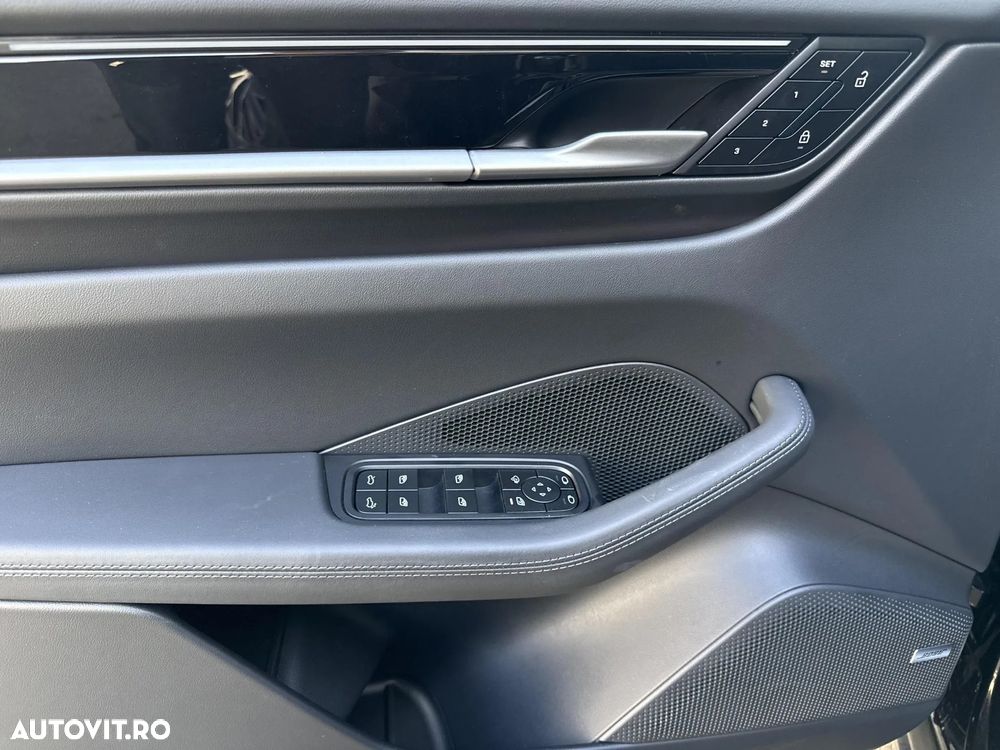 Porsche Macan 4 100 kWh - 15