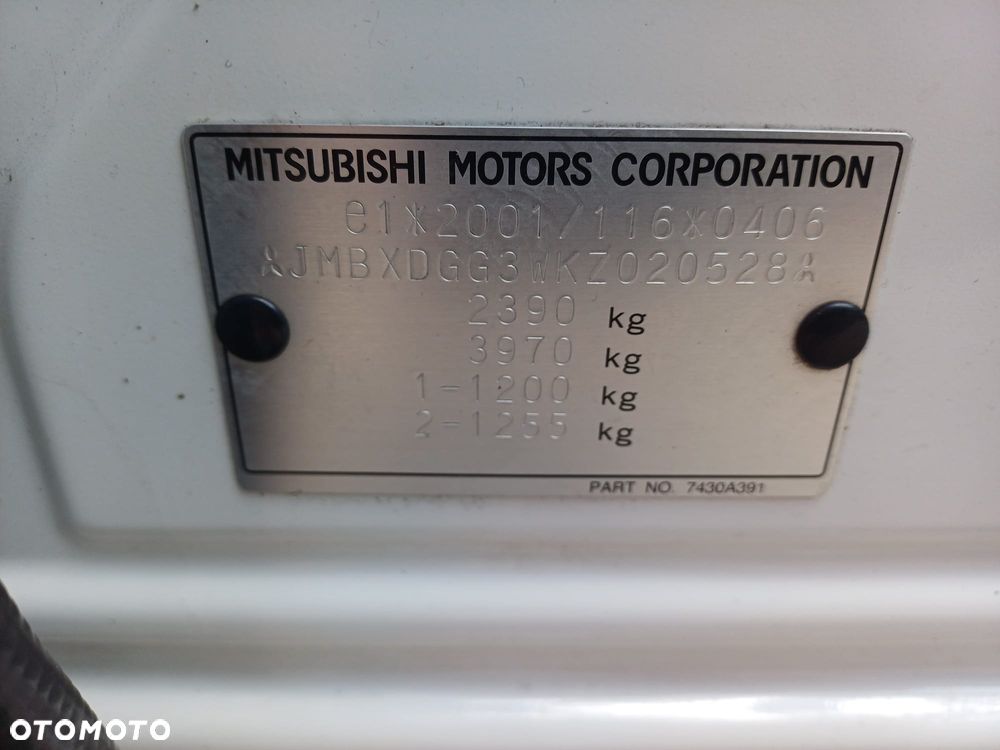 Mitsubishi Outlander 2.4 4WD Diamant+ - 24