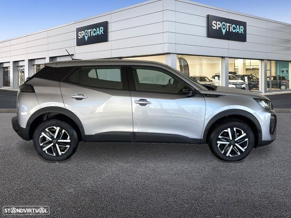 Peugeot 2008 1.2 PureTech Style - 4