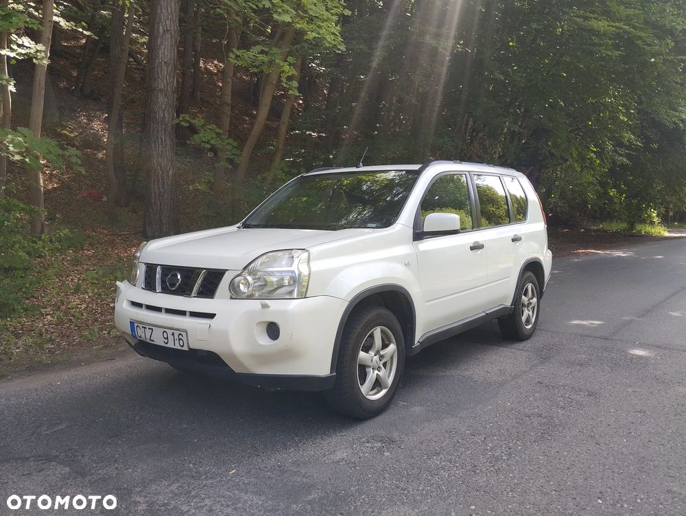 Nissan X-Trail 2.0 dCi SE - 2