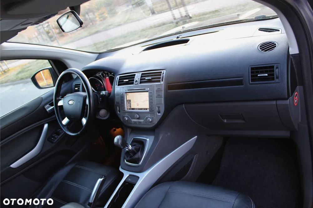 Ford Kuga 2.0 TDCi Titanium - 18