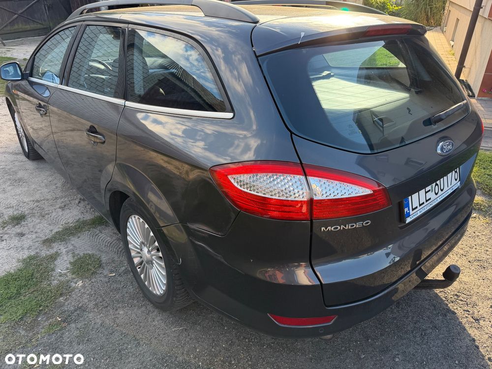 Ford Mondeo 2.0 TDCi Ghia - 9