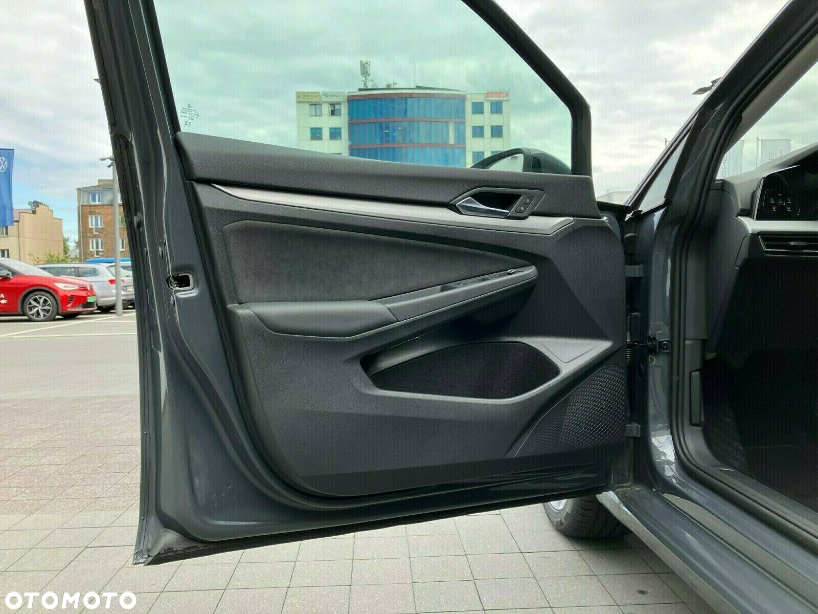 Volkswagen Golf - 13