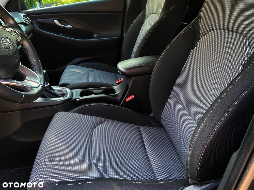 Hyundai i30 - 33
