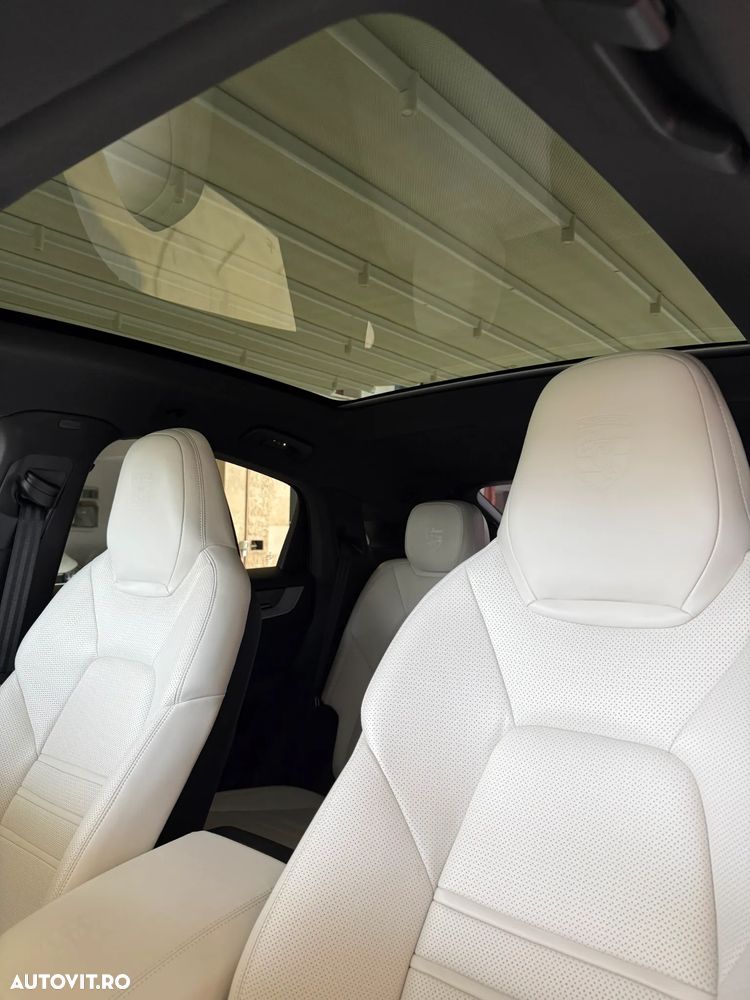 Porsche Cayenne Coupe - 10