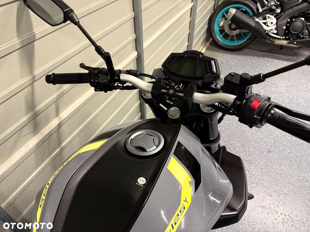 Yamaha MT - 7
