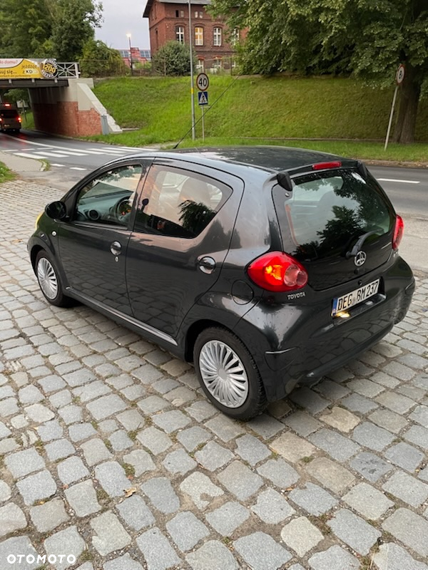 Toyota Aygo - 6