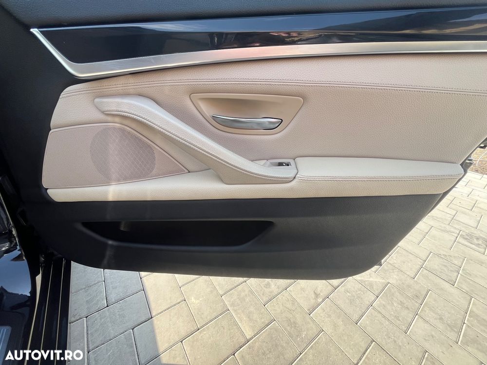 BMW Seria 5 518d Aut. - 17