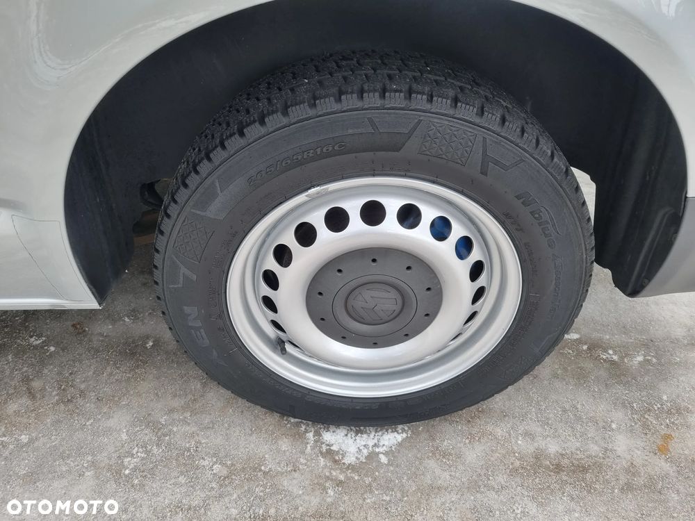 Volkswagen Transporter - 29