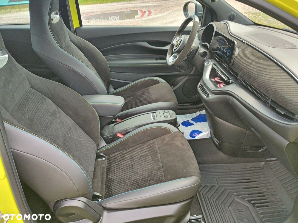Abarth 500e 37.8kWh Turismo - 17