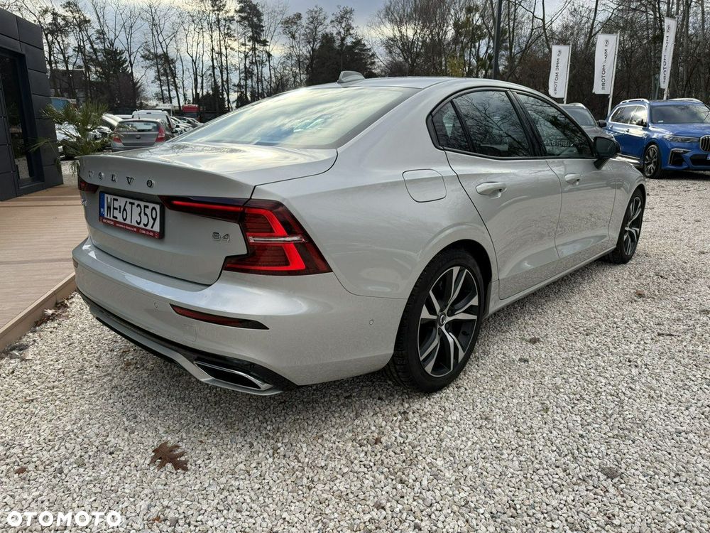 Volvo S60 B4 B R-Design - 30