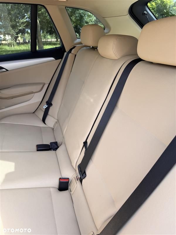 BMW X1 xDrive28i - 10