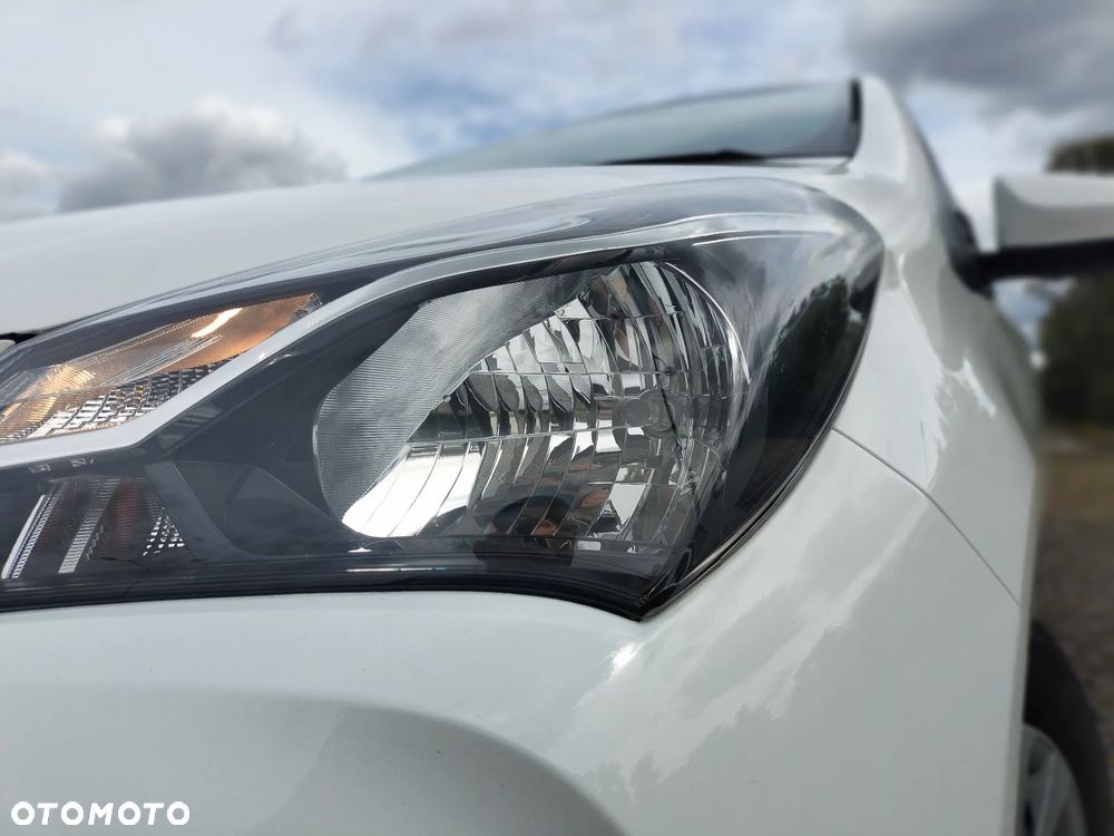 Toyota Yaris - 9