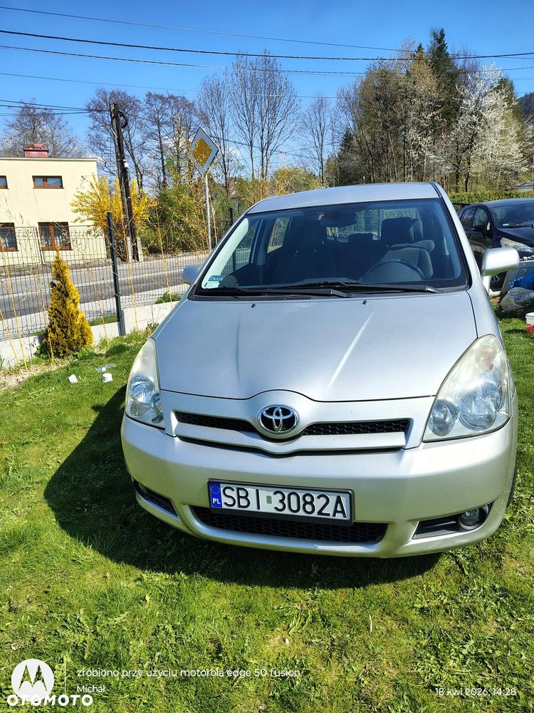 Toyota Corolla Verso - 1