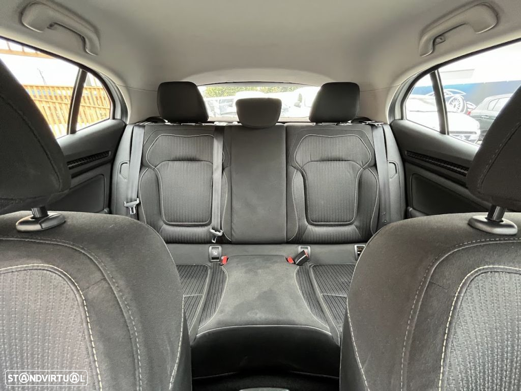 Renault Mégane 1.5 dCi Zen - 40
