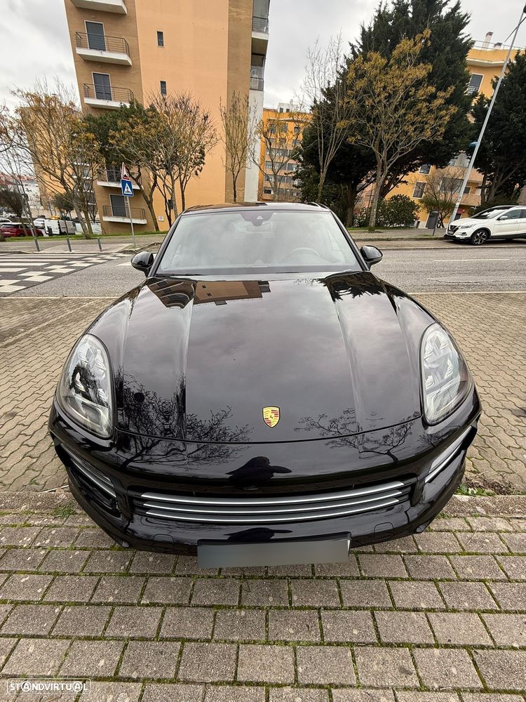 Porsche Cayenne E-Hybrid - 3